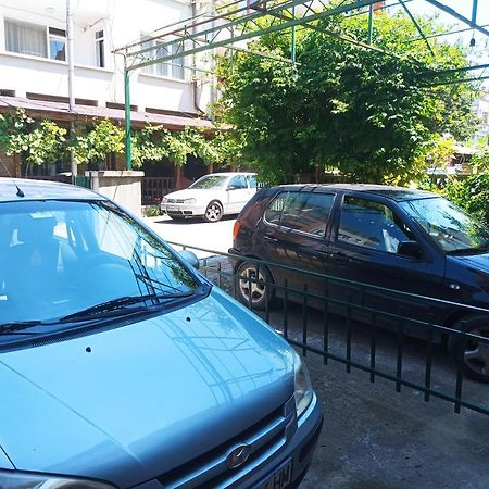 Kiki - Family Apartment Primorsko Exterior foto