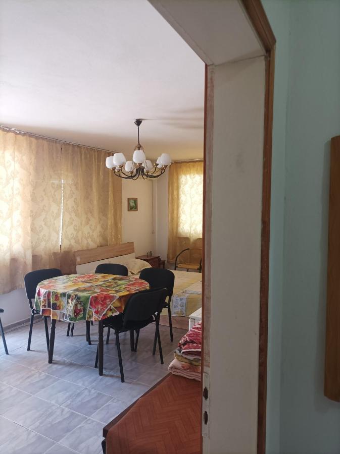 Kiki - Family Apartment Primorsko Exterior foto